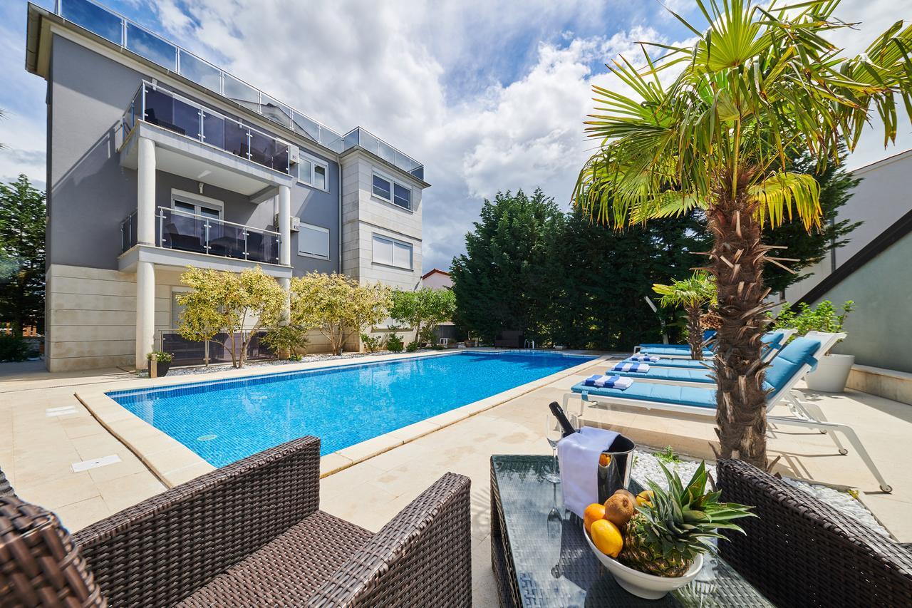 Ribarska Koliba - Stella Adria Villa Pula Exterior foto