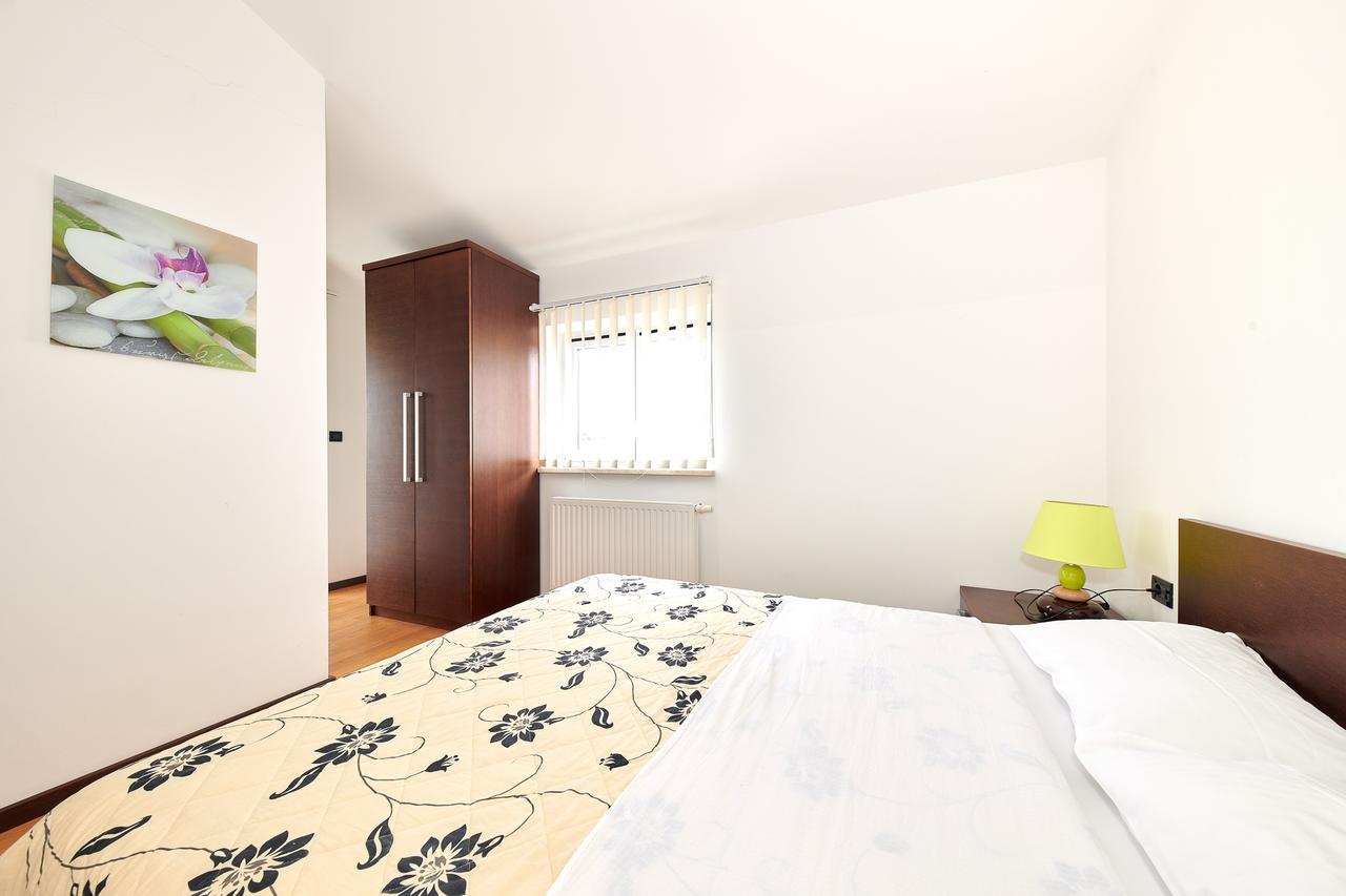 Ribarska Koliba - Stella Adria Villa Pula Exterior foto